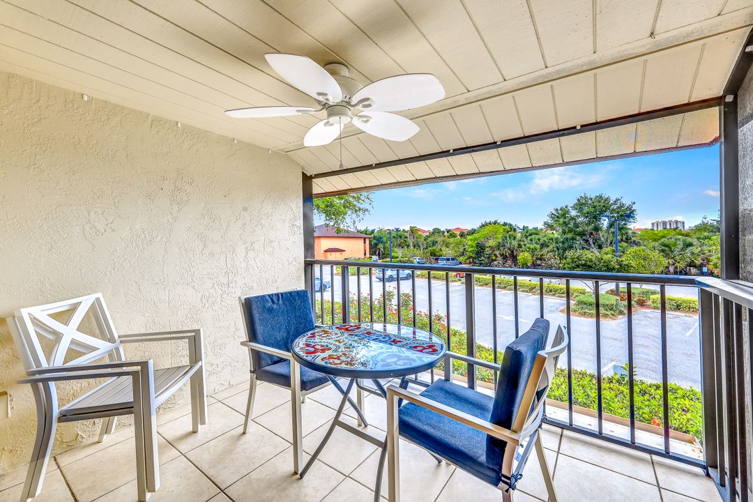 1510 Mainsail Dr #3, Naples, FL 34114