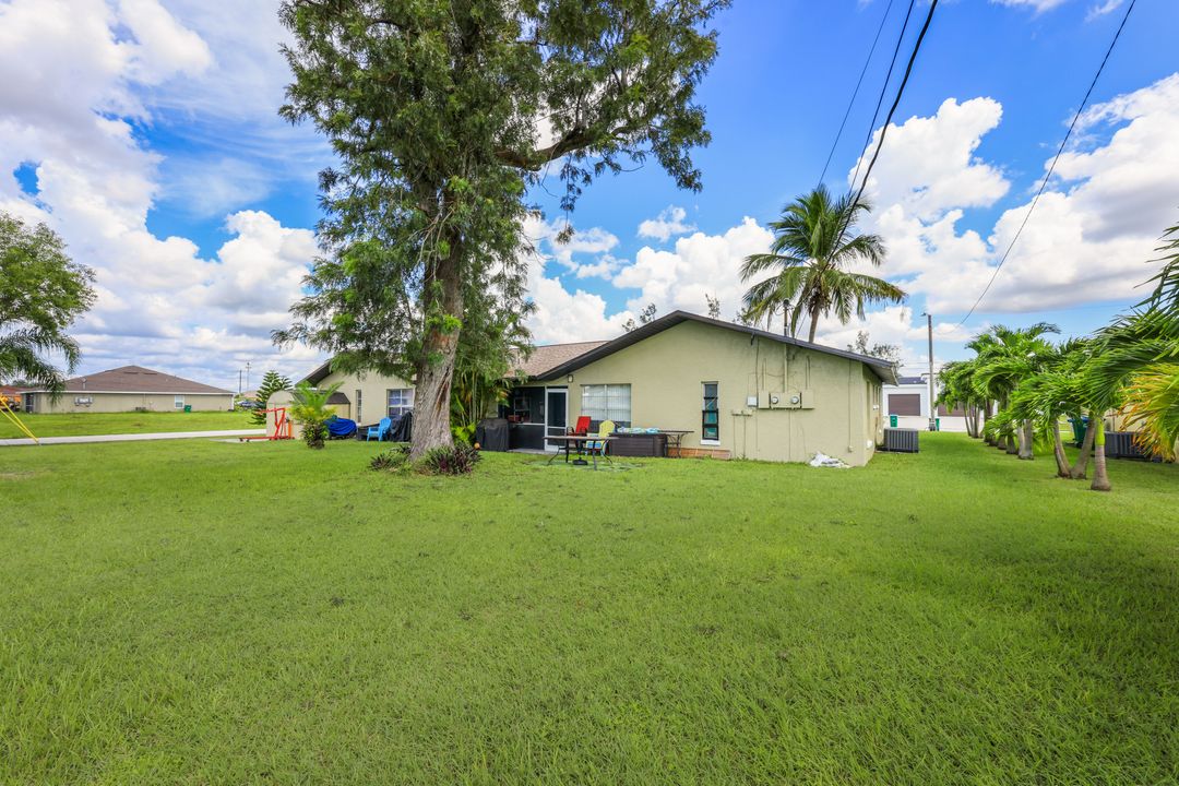 602 SW 3rd Ct, Cape Coral, FL 33991