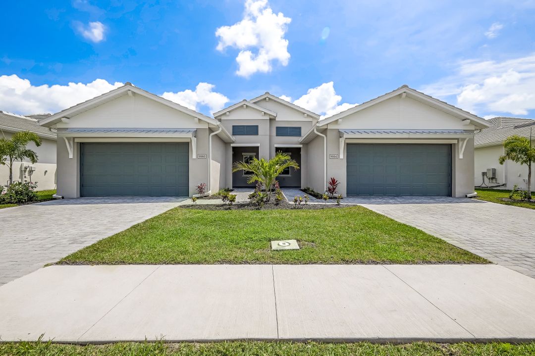 9060 Mayreau Wy, Naples, FL 34114