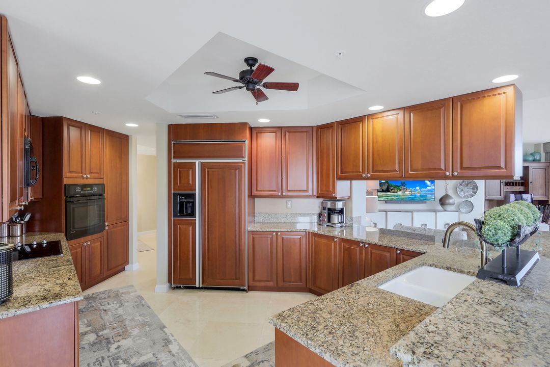 4801 Bonita Bay Blvd  #301, Bonita Springs, FL 34134