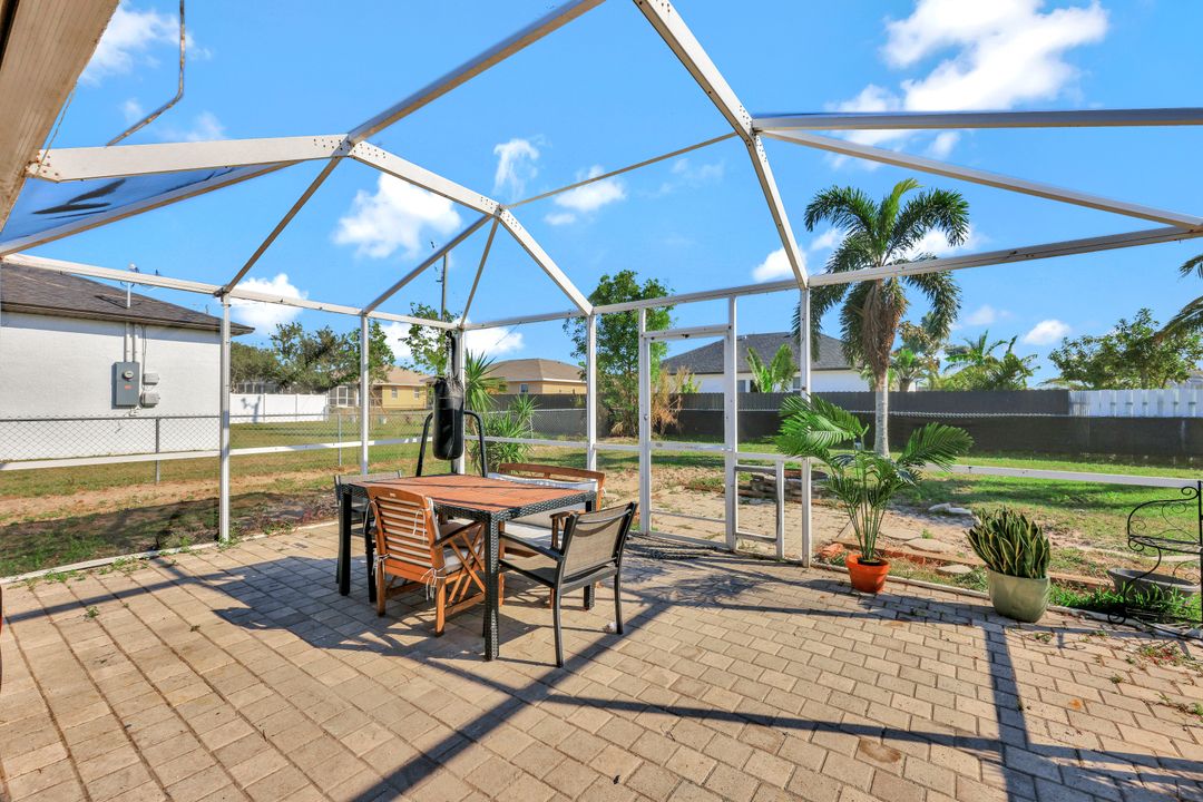 5 NW 13th Ave, Cape Coral, FL 33993