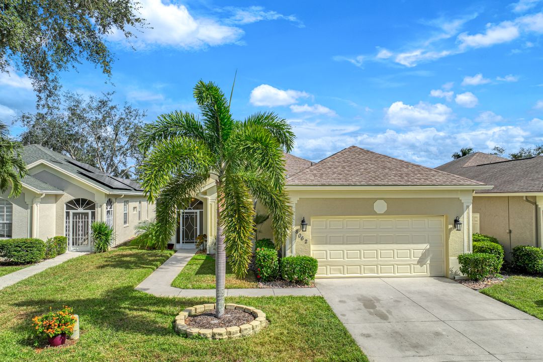 8062 Tauren Ct, Naples, FL 34119