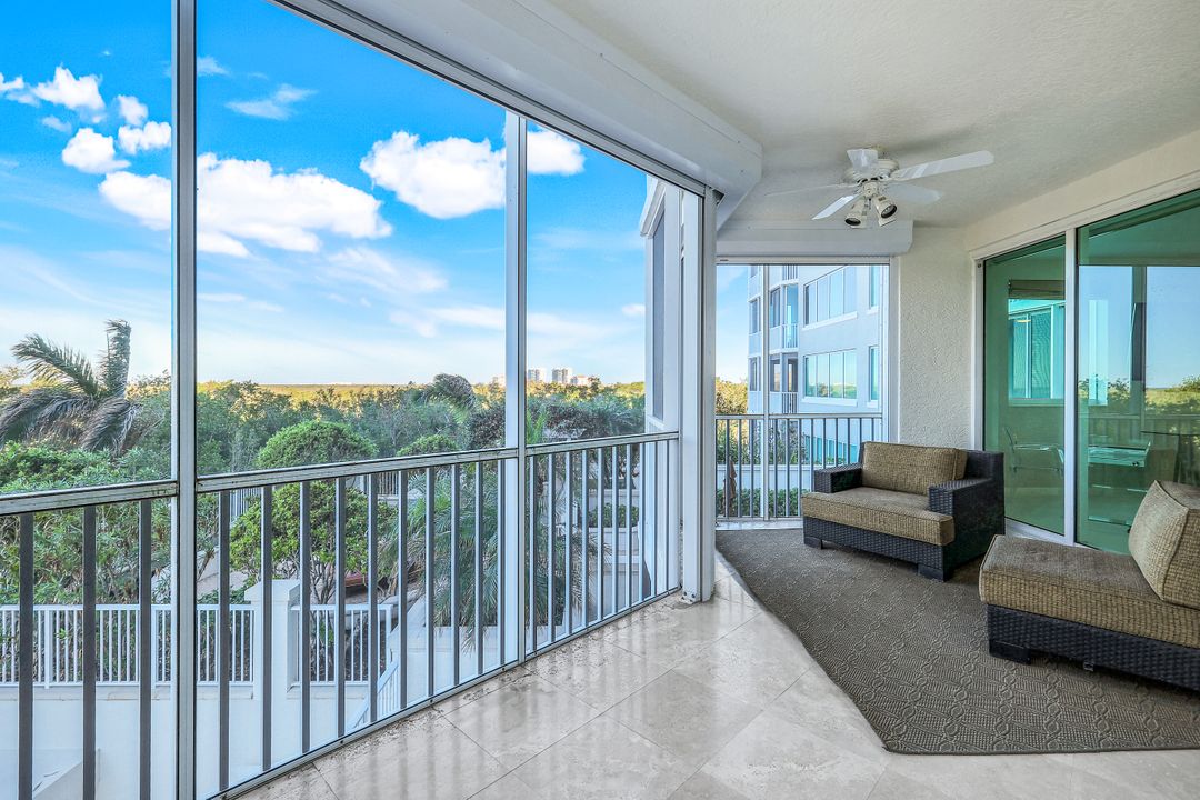 265 Indies Way #403, Naples, FL 34110