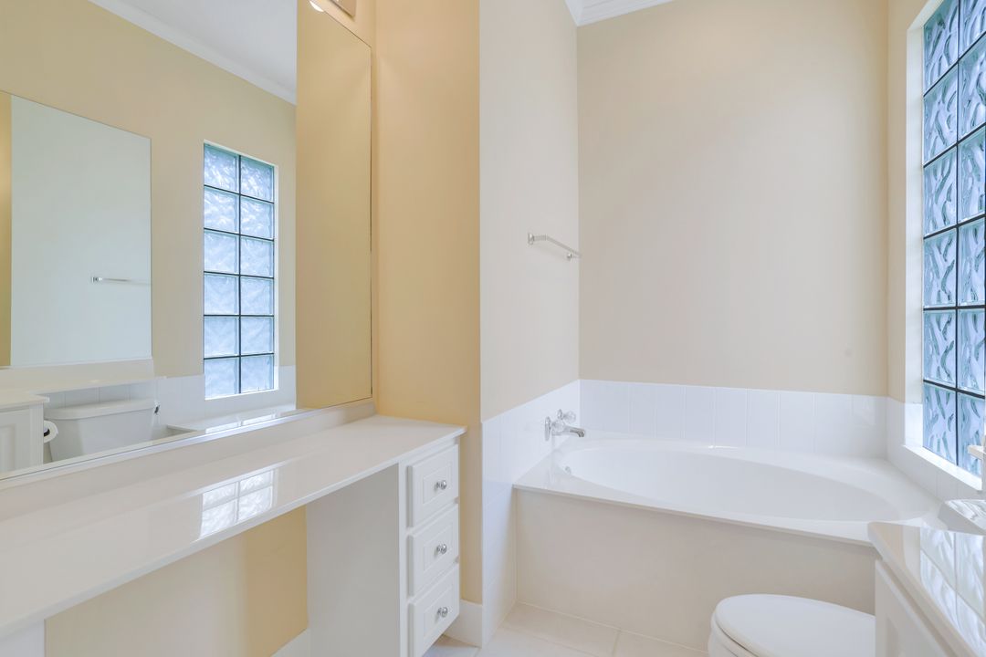 2830 Jude Island Way, Naples, FL 34119