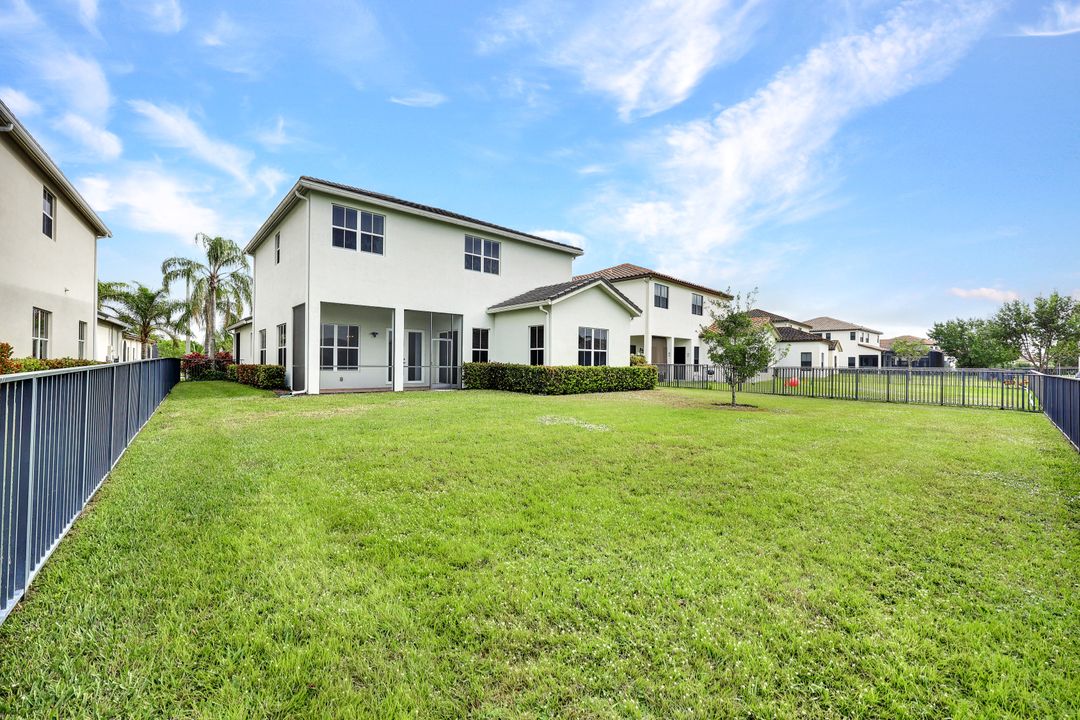 5165 Vizcaya St, Ave Maria, FL 34142