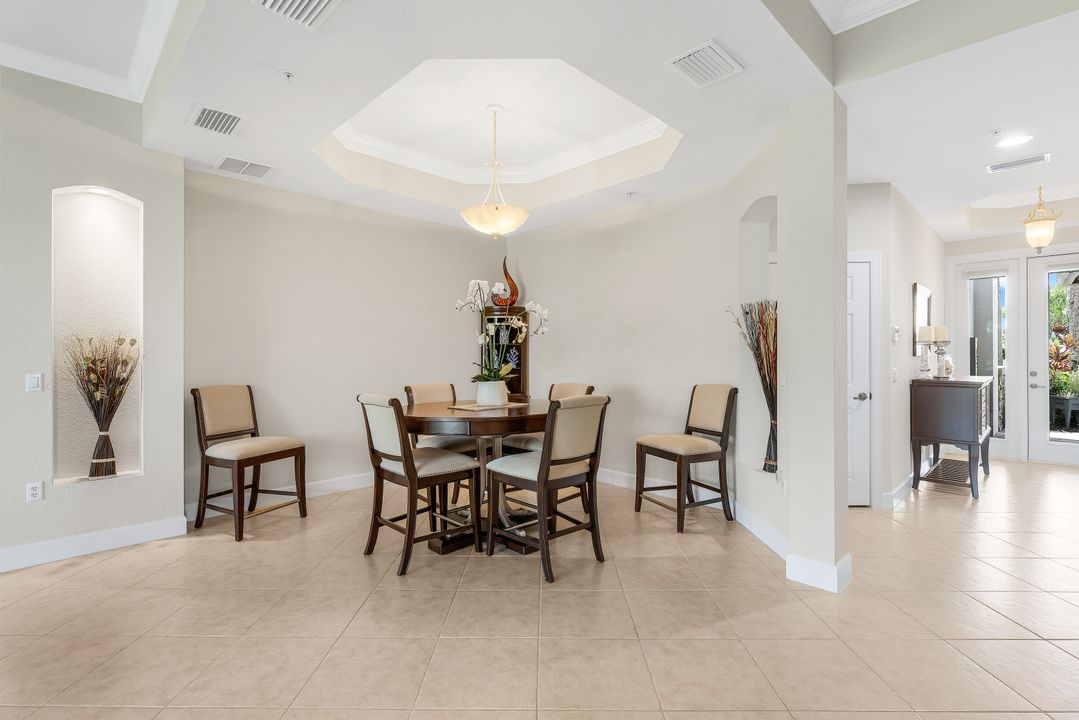 9204 Quartz Ln #101, Naples, FL 34120