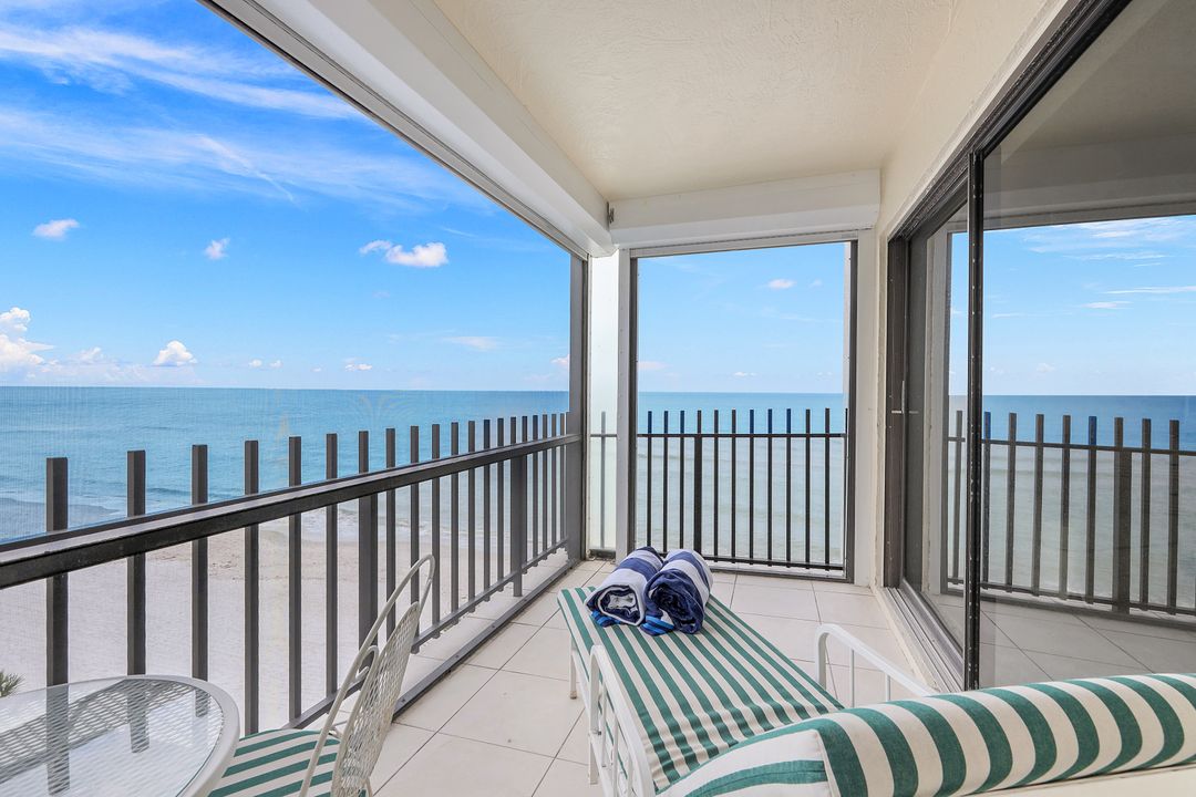 3399 Gulf Shore Blvd N #509, Naples, FL 34103