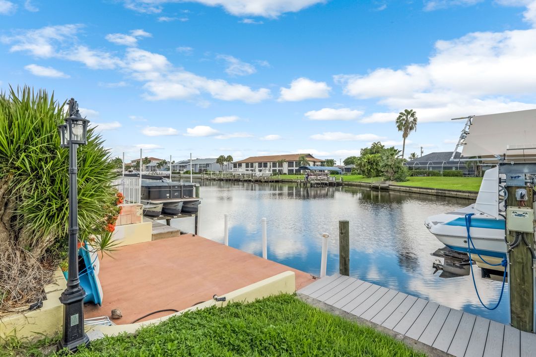 4707 SE 5th Ave #202, Cape Coral, FL 33904