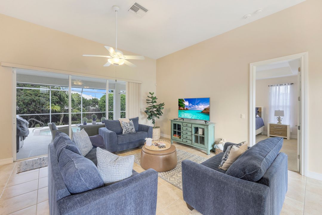 31 Tahiti Rd, Marco Island, FL 34145