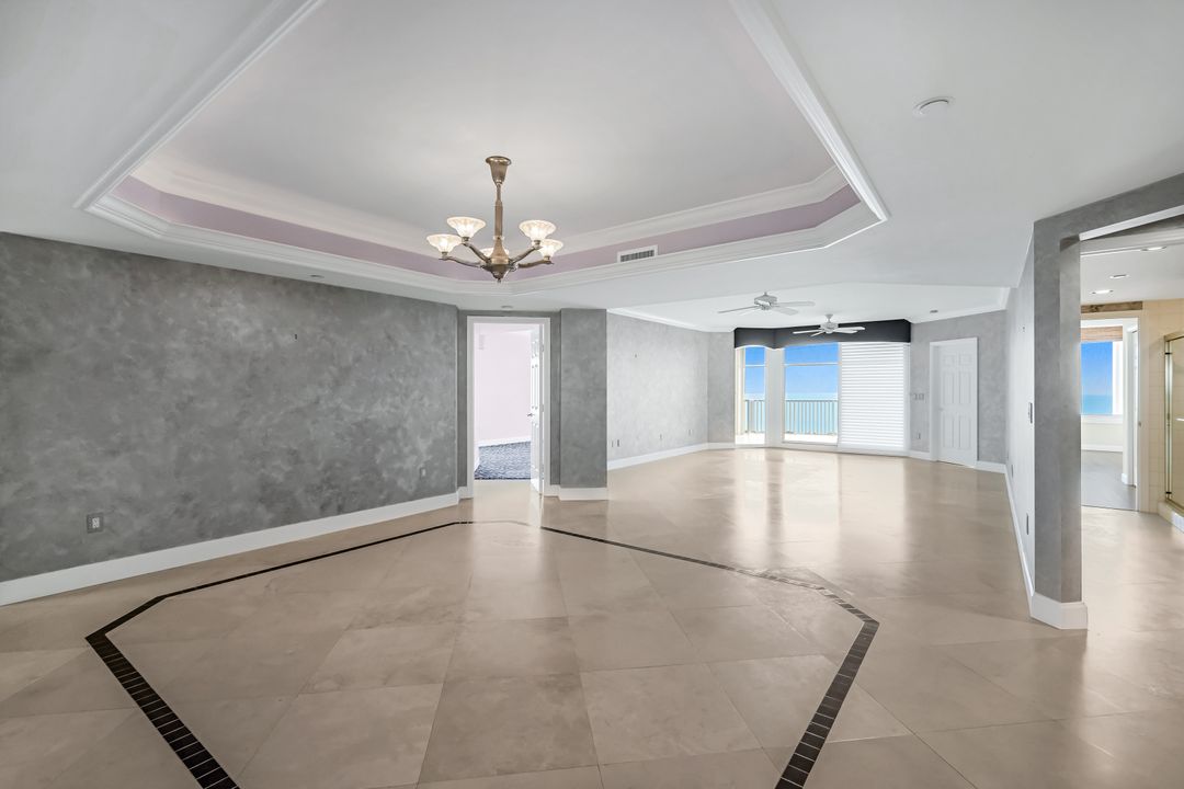 7117 Pelican Bay Blvd #1801, Naples, FL 34108