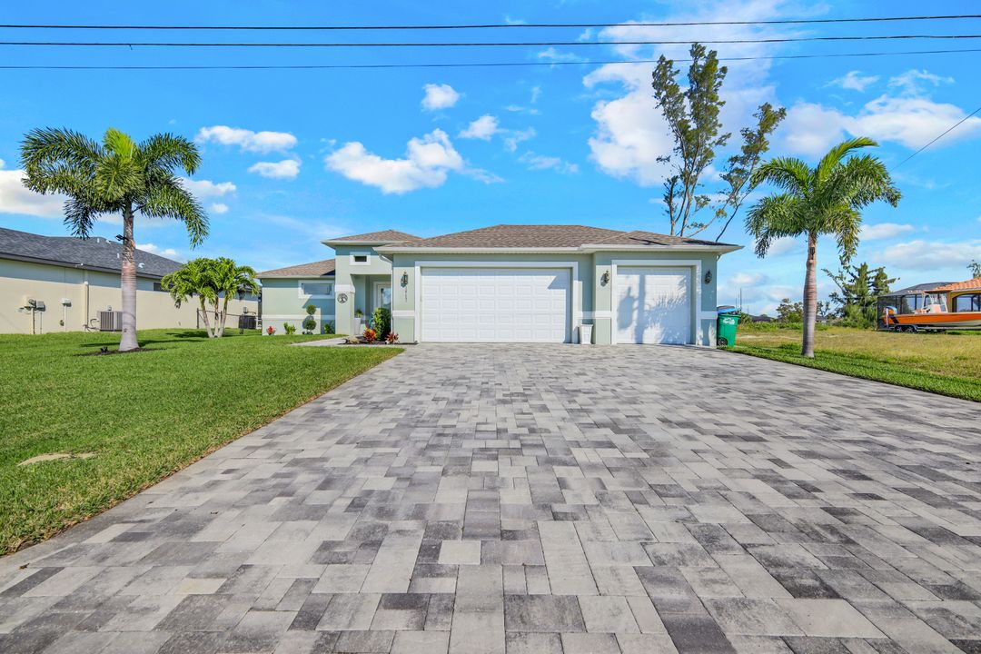 1817 SW 29th Terrace, Cape Coral, FL 33914