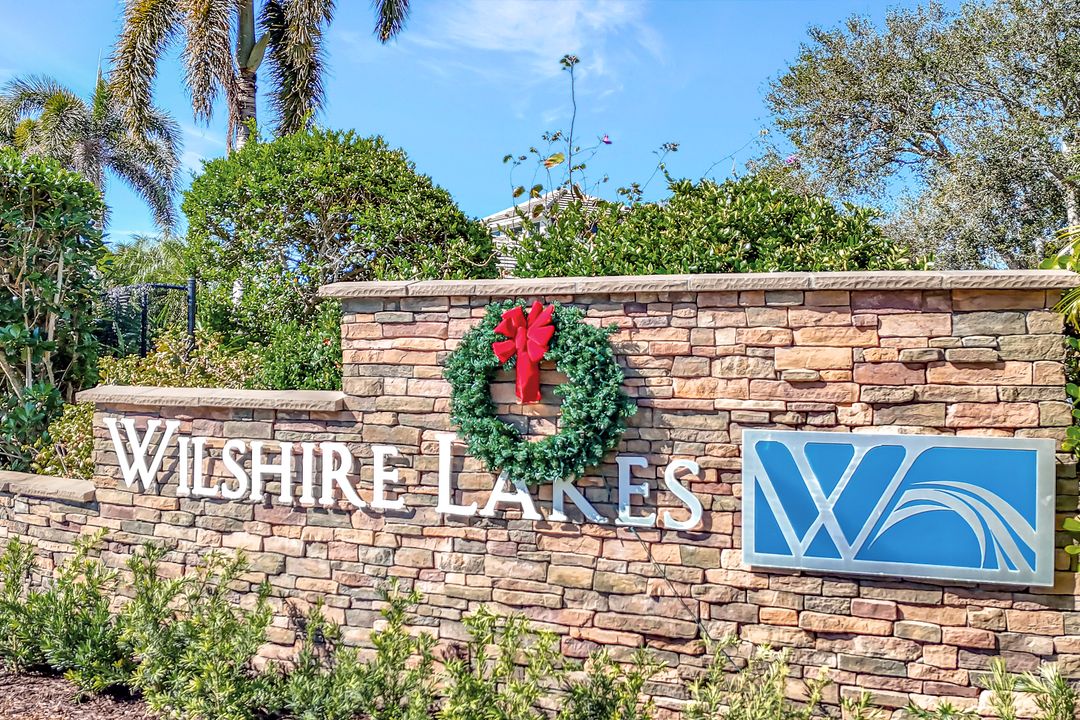 9711 Wilshire Lakes Blvd, Naples, FL 34109