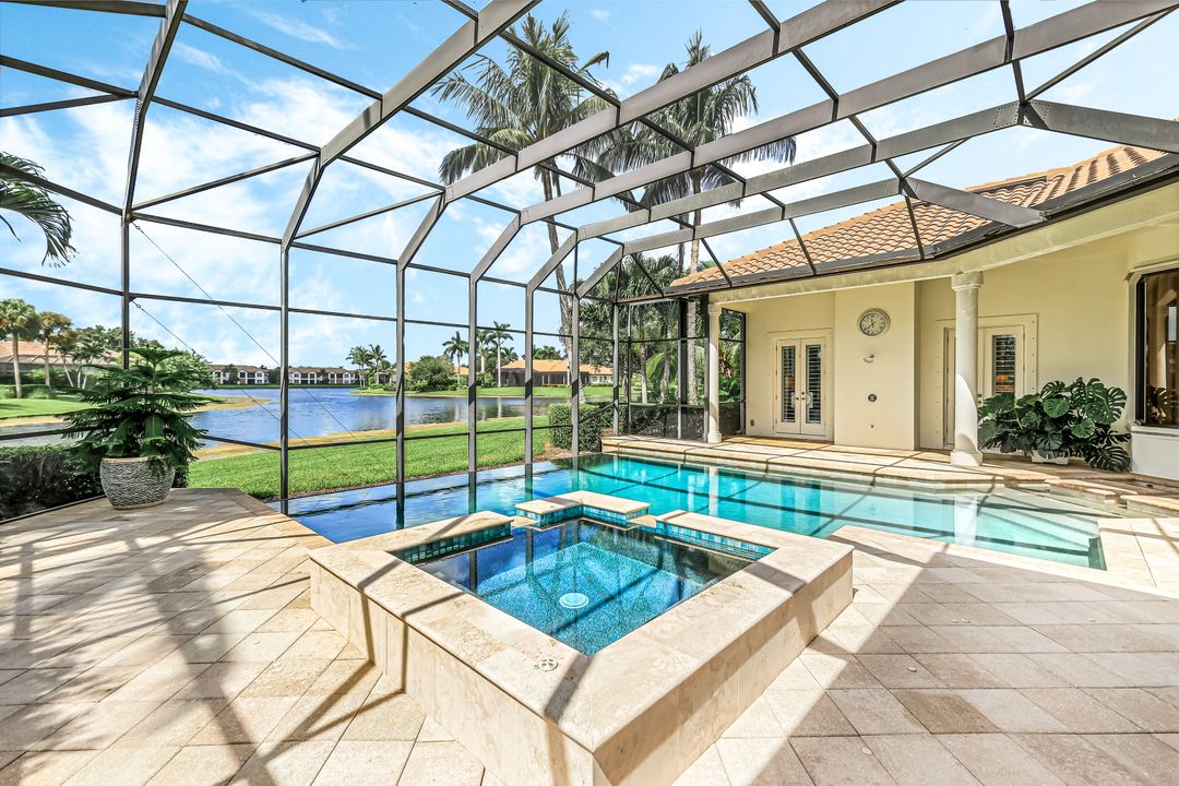 7722 Trent Ct, Naples, FL 34113