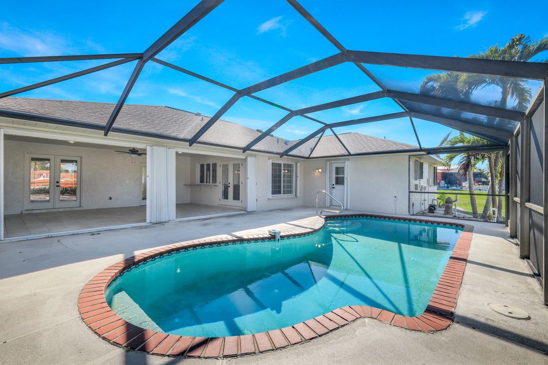 6274 Plumosa Ave, Fort Myers, FL 33908