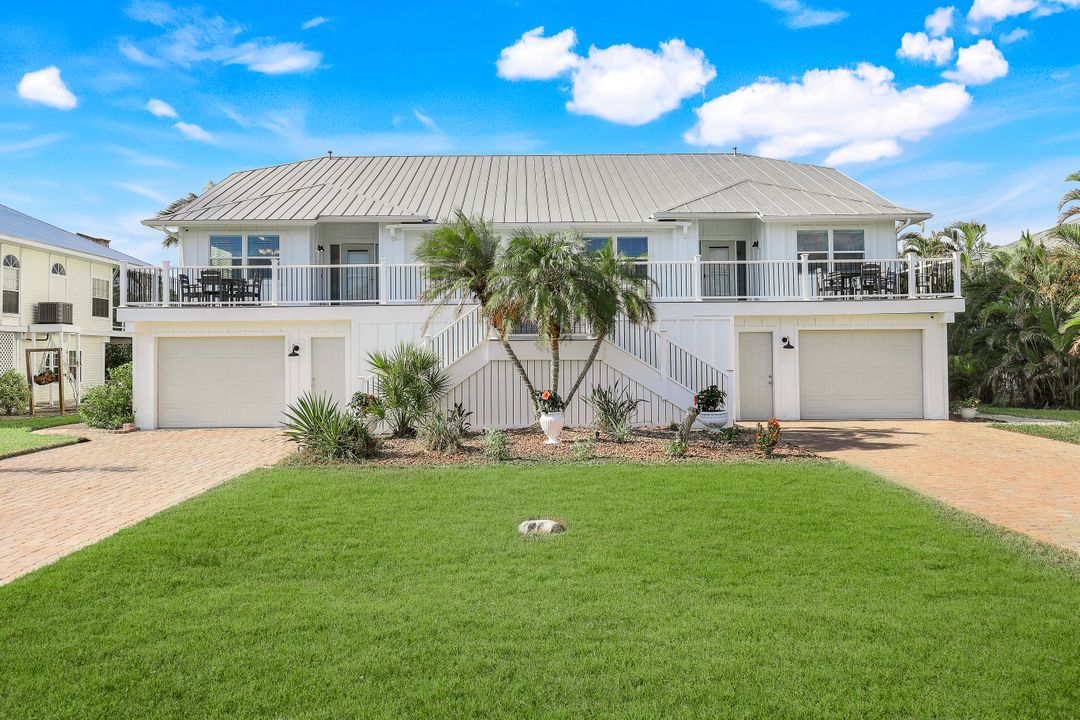 21580 Indian Bayou Dr, Fort Myers Beach, FL 33931