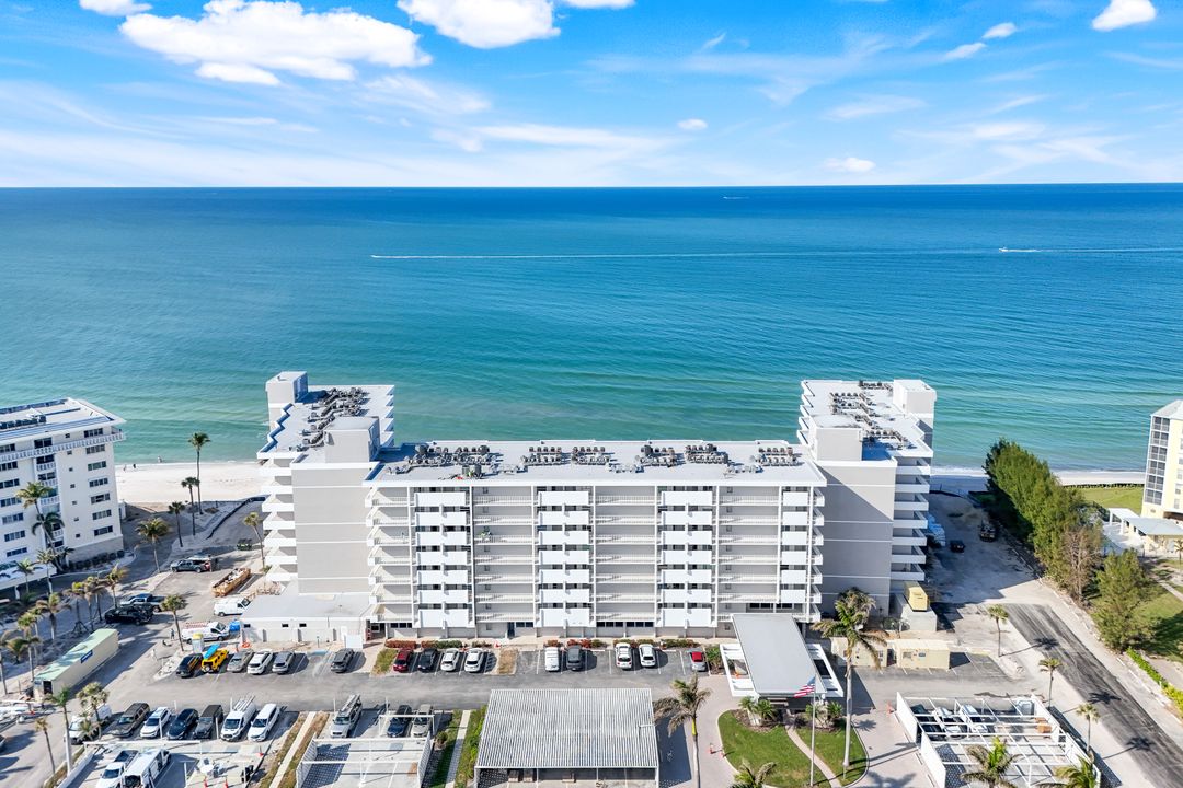 3443 Gulf Shore Blvd N #511, Naples, FL 34103