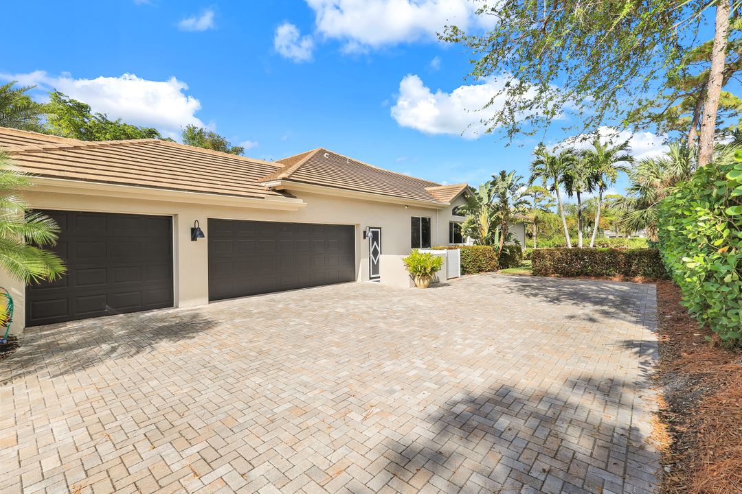 24561 Woodsage Dr, Bonita Springs, FL 34134