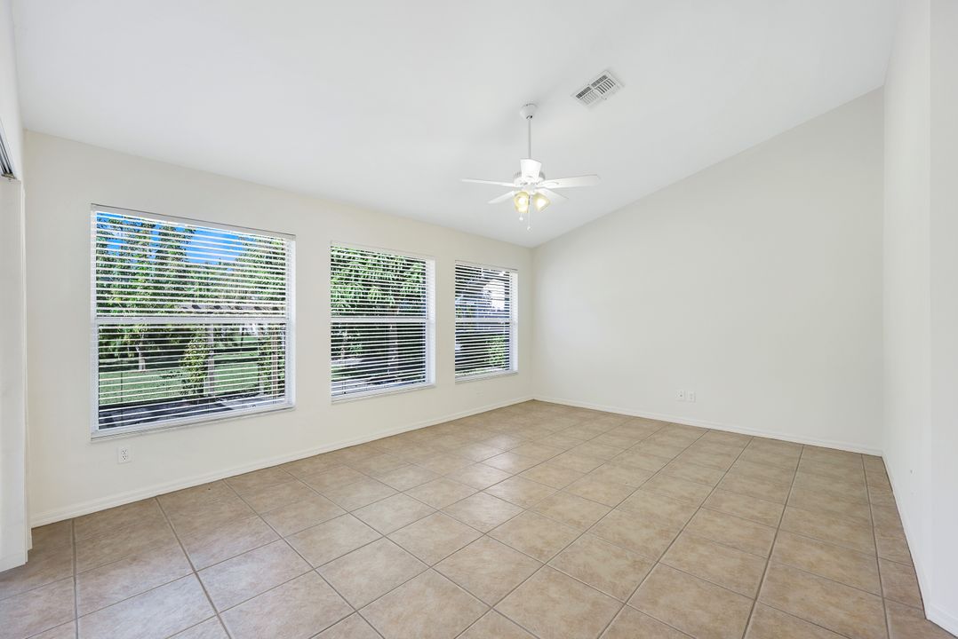 6643 Craven Hill Way, Naples, FL 34104