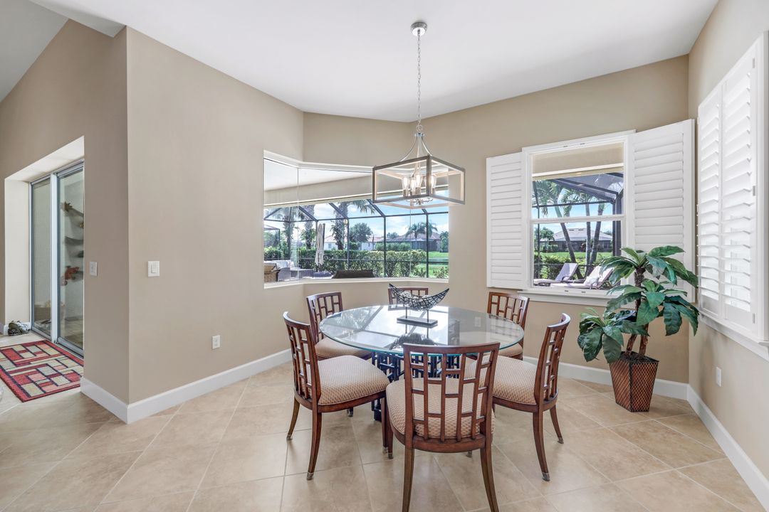 9412 Copper Rock Ct, Naples, FL 34120