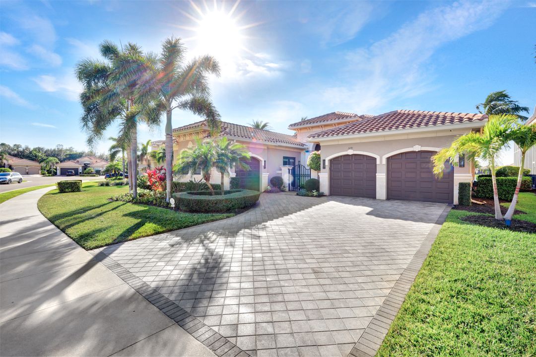 3291 Atlantic Cir, Naples, FL 34119