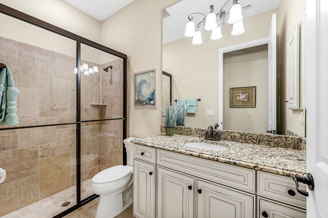 9899 Corso Bello Dr, Naples, FL 34113