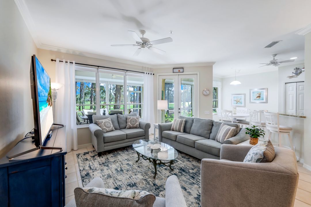 8575 Danbury Blvd #104, Naples, FL 34120