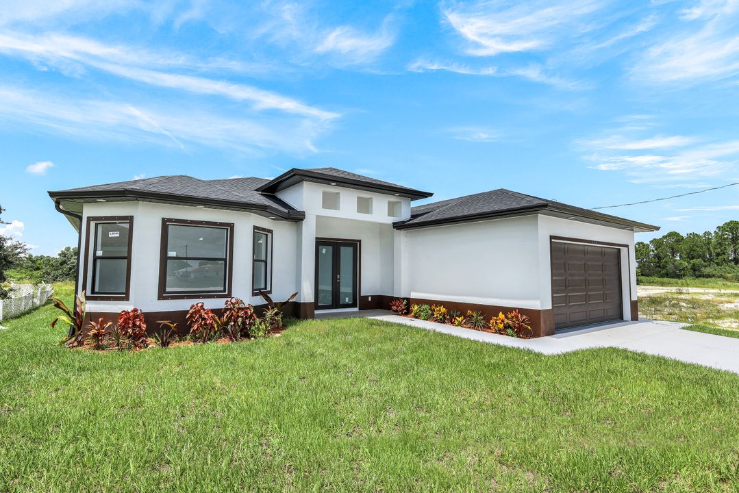 3212 Vera Ct, Lehigh Acres, FL 33976