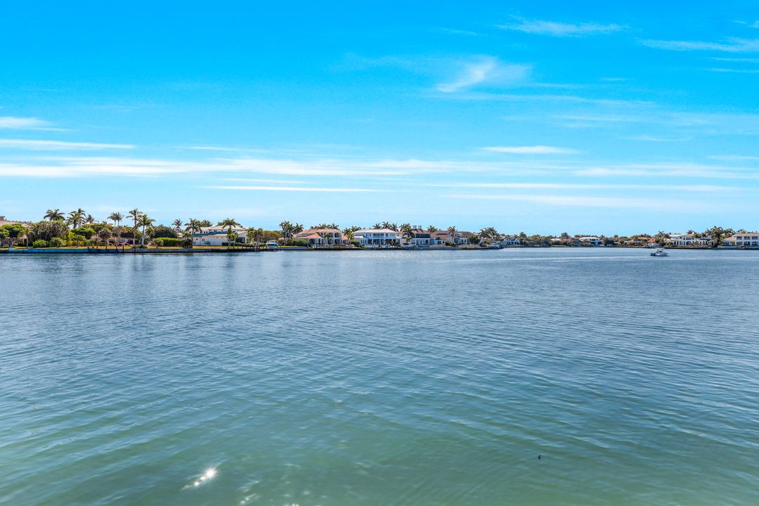 4000 Gulf Shore Blvd N #2500, Naples, FL 34103