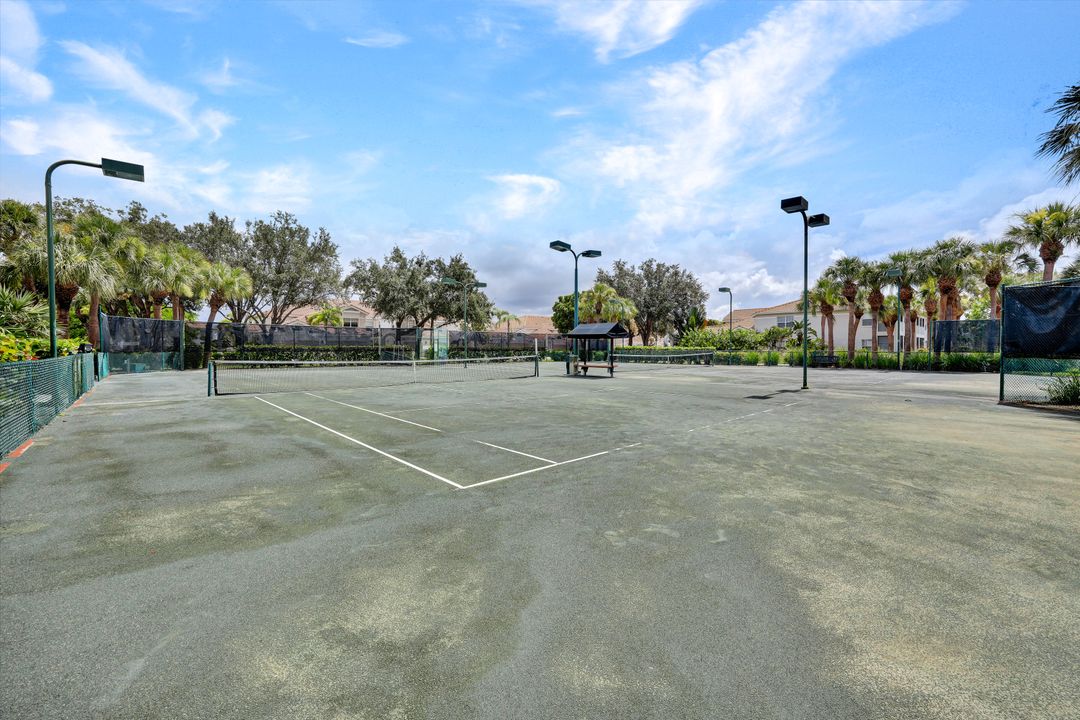 6859 Satinleaf Rd S #203, Naples, FL 34109