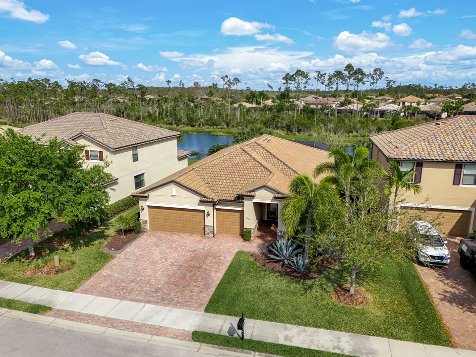 20469 Black Tree Ln, Estero, FL 33928