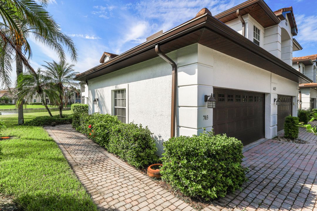 4435 Dover Ct #703, Naples, FL 34105