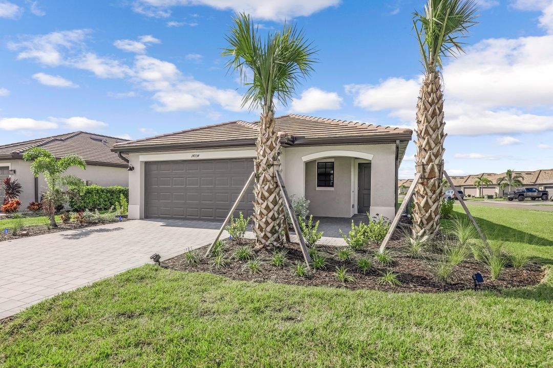 14034 Winding Cedar Wy, Miromar Lakes, FL 33913