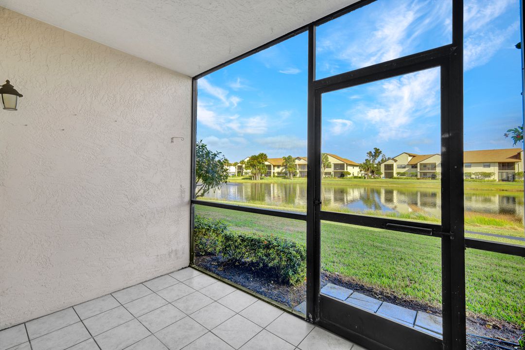 8595 Charter Club Cir #4, Fort Myers, FL 33919