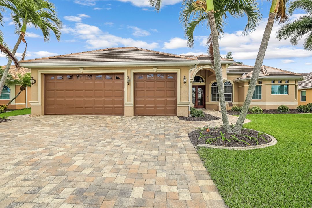 5605 Lancelot Ln, Cape Coral, FL 33914