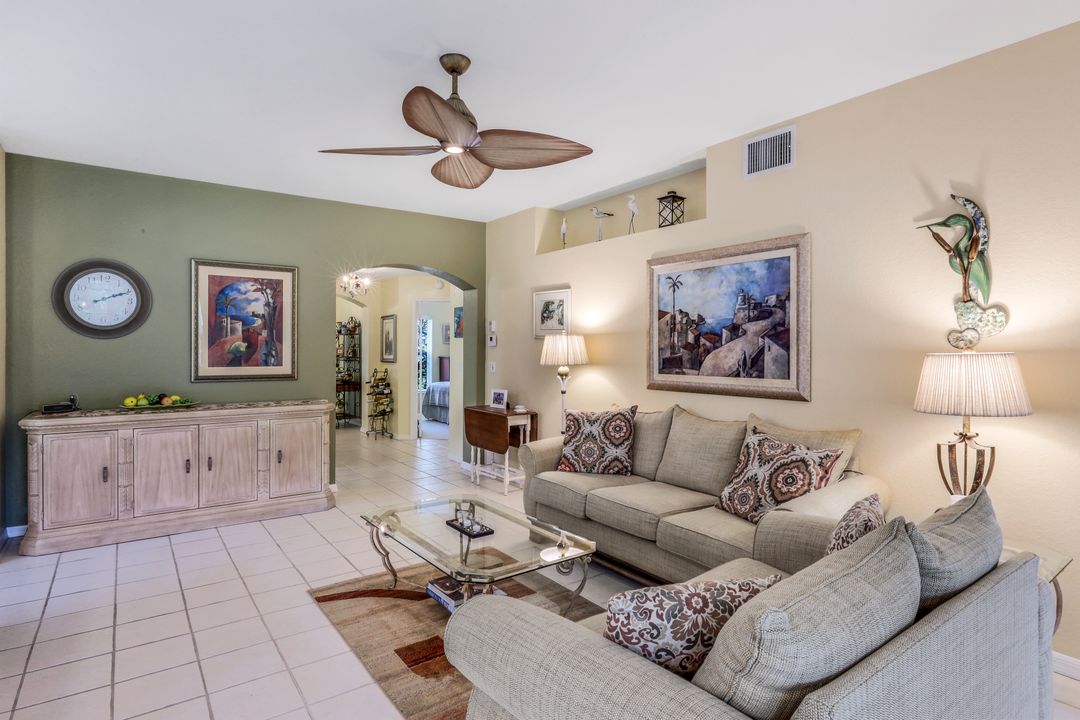 5330 Andover Dr #102, Naples, FL 34110