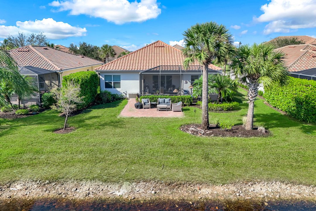 9069 Siesta Bay Dr, Naples, FL 34120