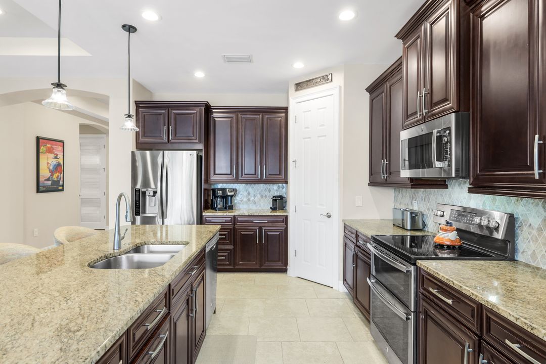 26140 St Michael Ln, Bonita Springs, FL 34135