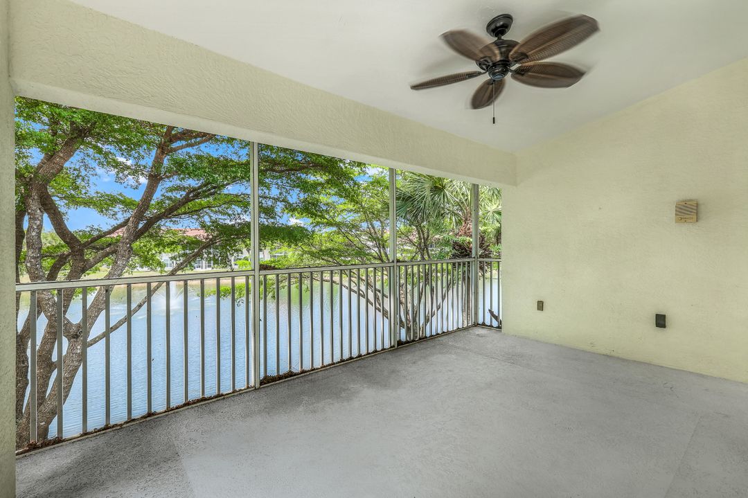 5600 Northboro Dr #201, Naples, FL 34110