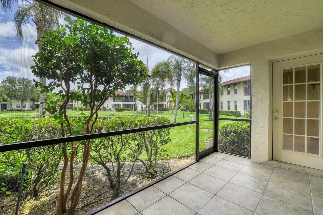 5287 Treetops Dr #105, Naples, FL 34113