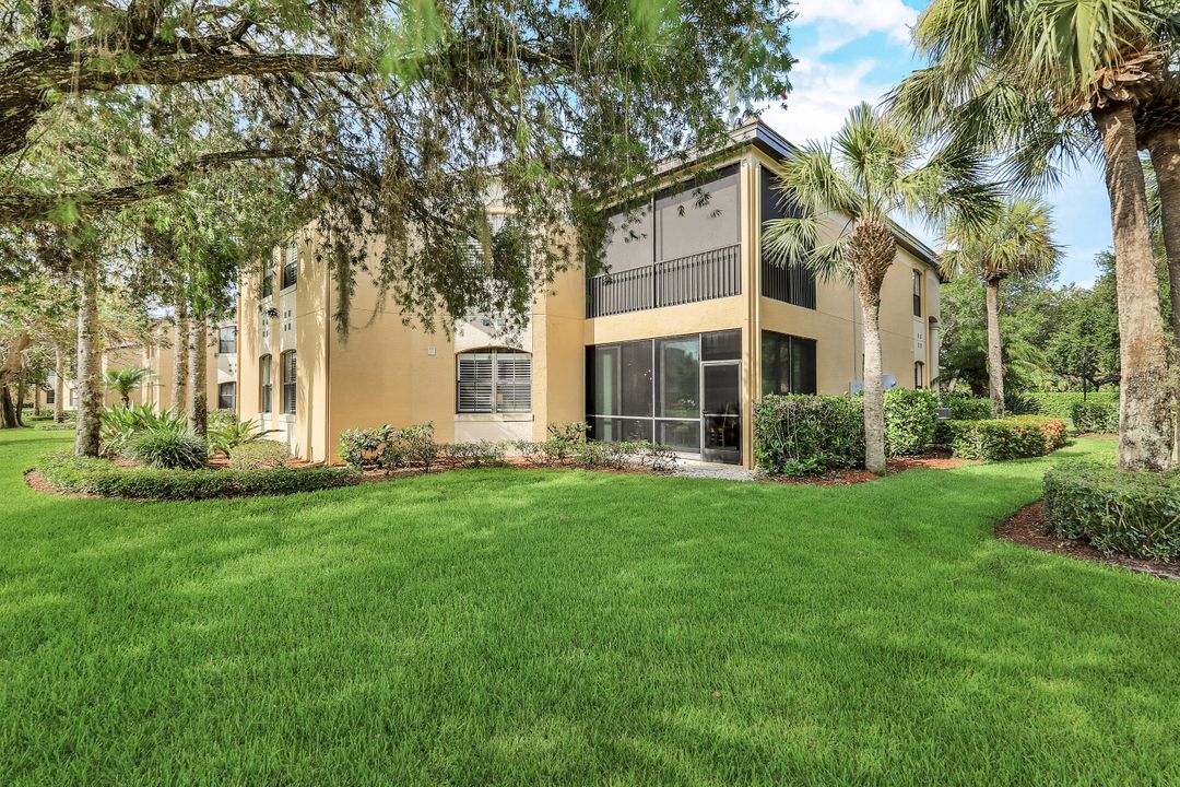 178 Vintage Cir, Naples, FL 34119 apt 101