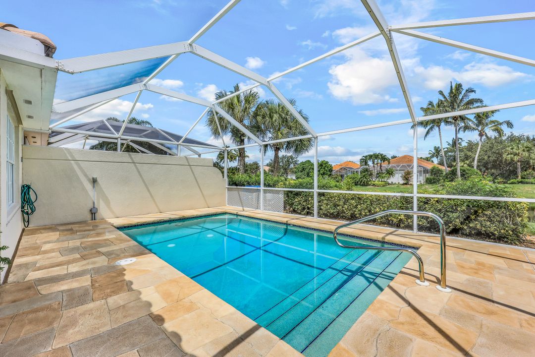 3388 Cayman Ln, Naples, FL 34119