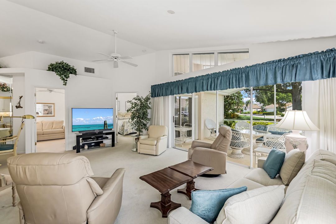 2836 Mizzen Way, Naples, FL 34109