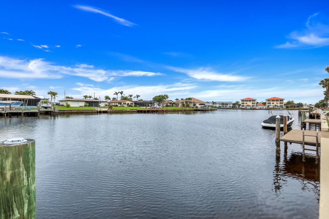 1713 Beach Pkwy #301, Cape Coral, FL 33904