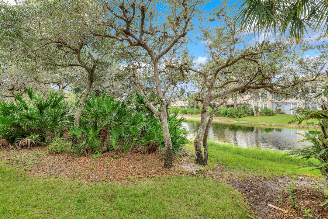 356 Emerald Bay Cir #P6, Naples, FL 34110