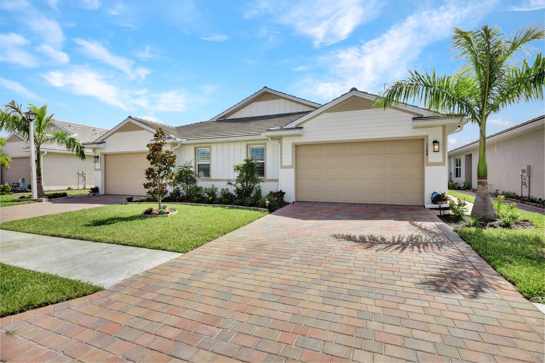 1108 Enbrook Lp, Naples, FL 34114