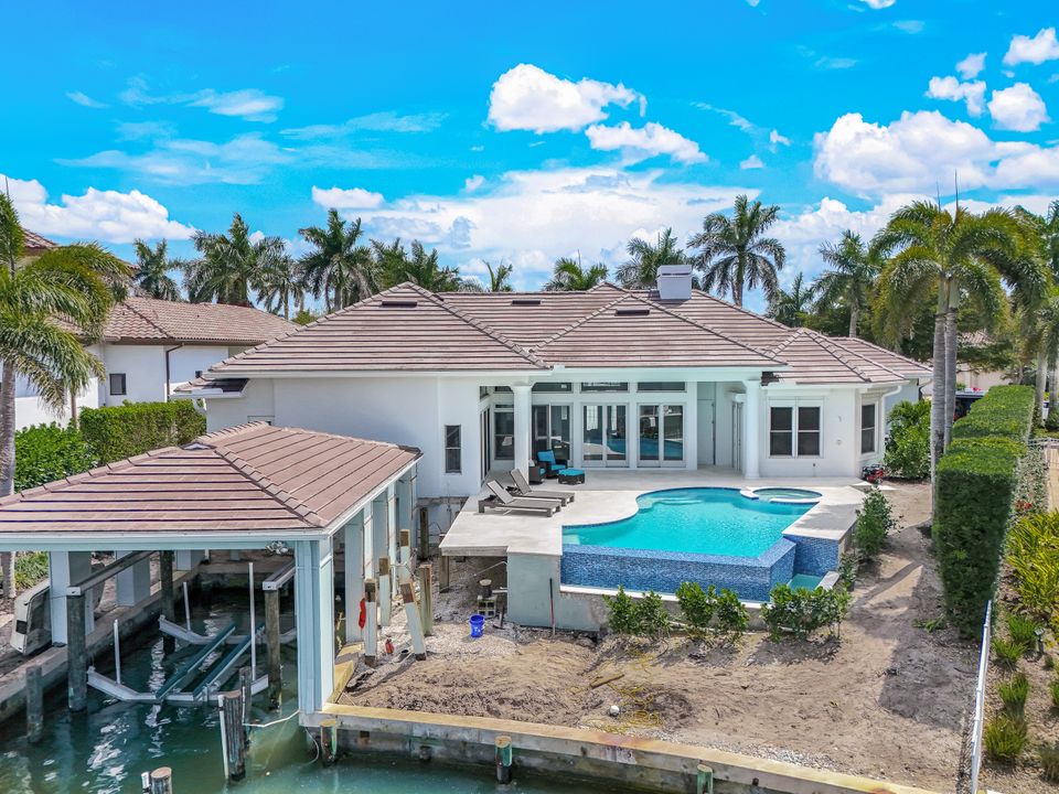 255 Bay Point, Naples, FL 34103