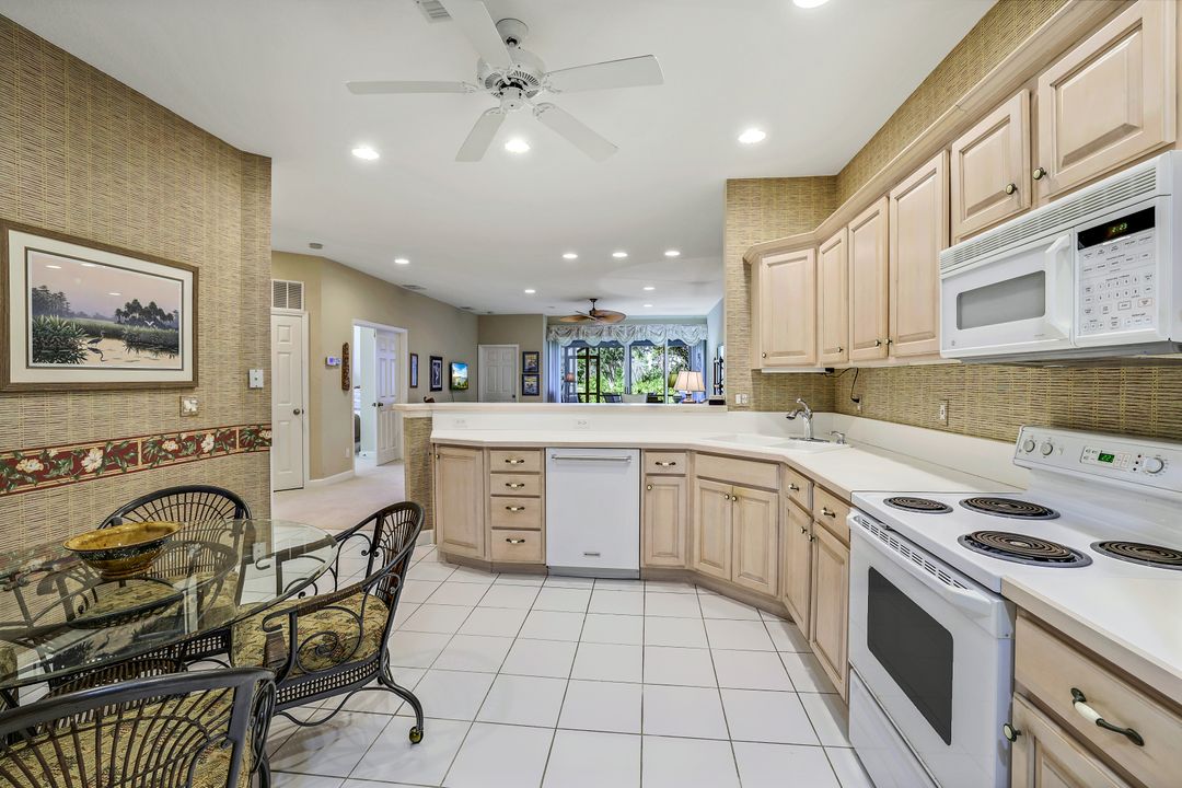 25150 Goldcrest Dr #711, Bonita Springs, FL 34134