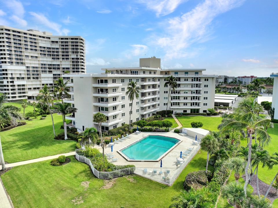 240 Seaview Ct #414, Marco Island, FL 34145