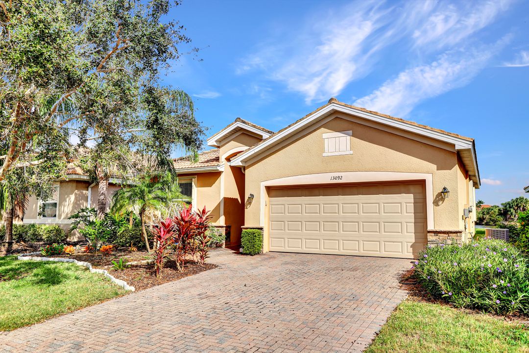 13092 Silver Thorn Loop, North Fort Myers, FL 33903