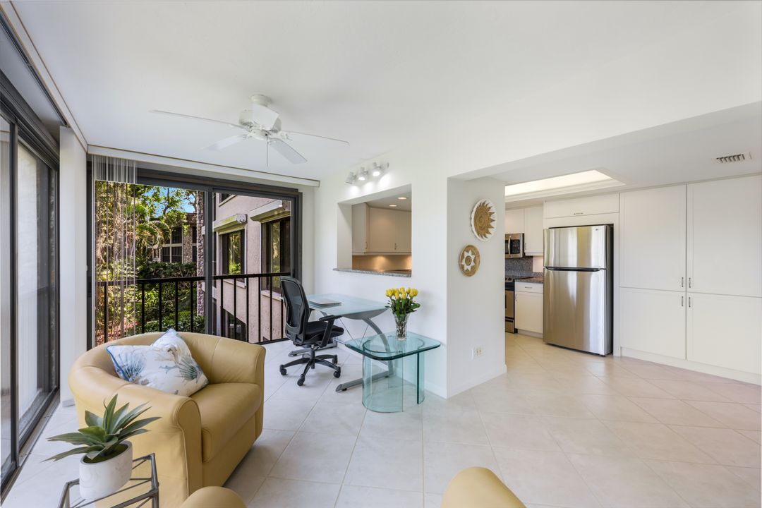 5954 Pelican Bay Blvd APT 223, Naples, FL 34108